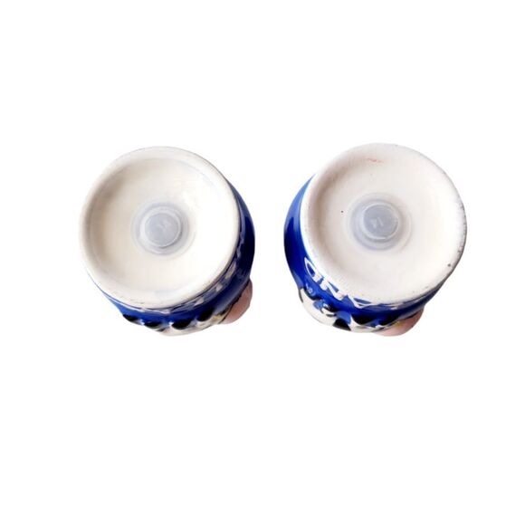 Painted 3D Cow 2" Ceramic Blue Salt Pepper Shaker Granny Core Cottage Core - Picture 8 of 9